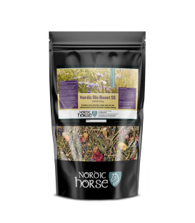 Nordic Bio Boost SS – urter, blomster og bær til sund og varieret hestefodring.